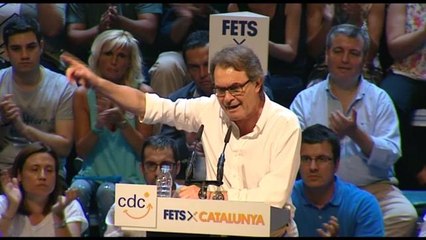 Mas reivindica la "decencia" de CDC ante ataques de "delincuentes de Madrid"