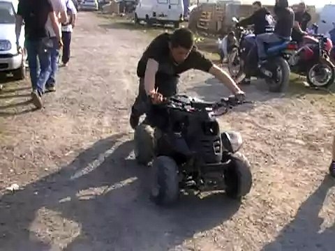 CAMPING BLEU AU 24 HEURES DU MANS MOTO