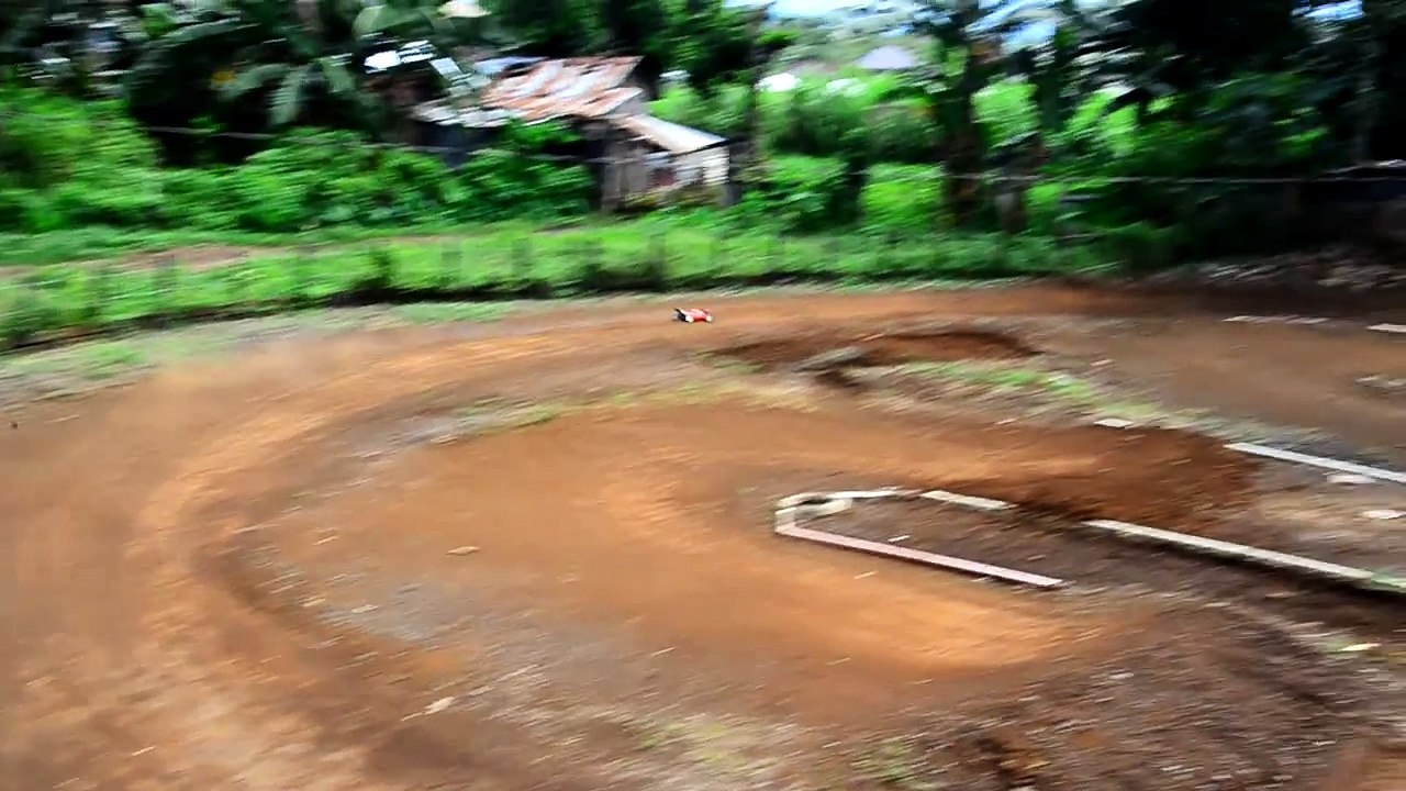 Driving the Team Associated RC8.2