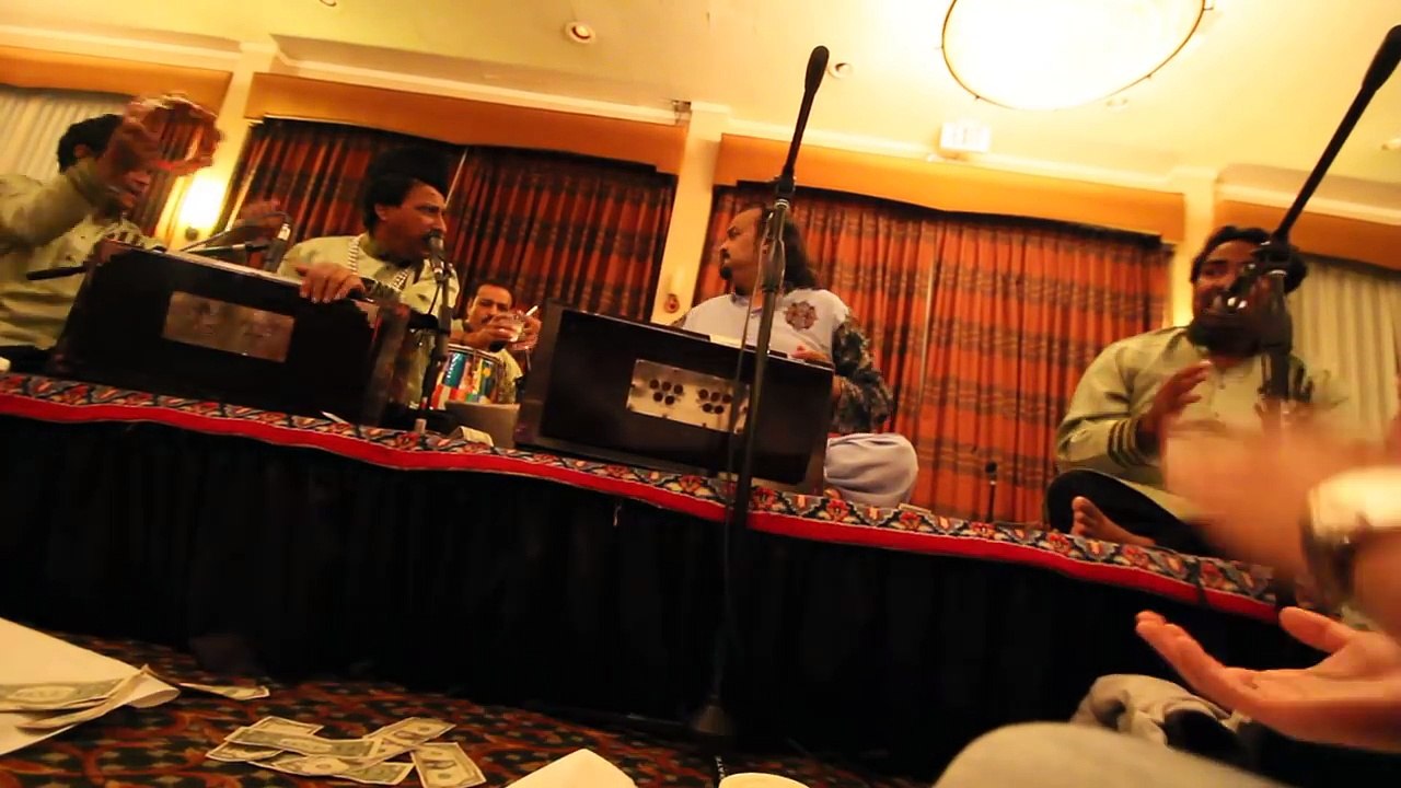 Amjad Sabri Performing In Private Party In America