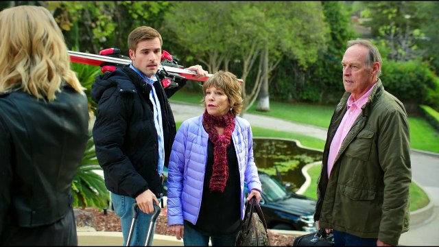 DIRTY 30 OFFICIAL TRAILER - Available Digitally and In Select Theaters 9/23