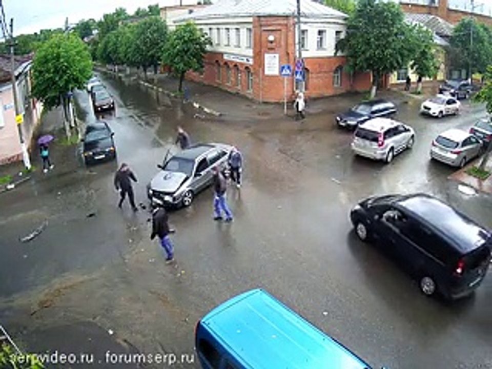 Voilà comment on fait un constat après un accident de voiture en Russie