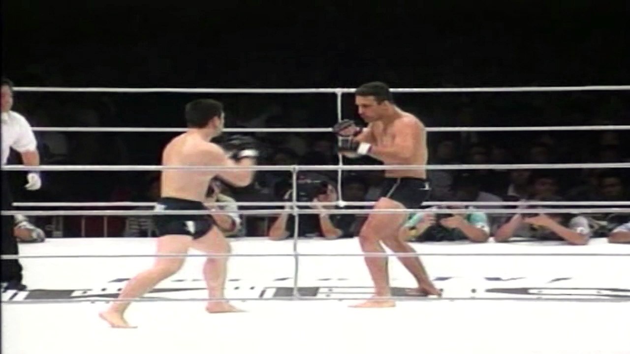 Akira Shoji vs. Renzo Gracie - Pride FC 1