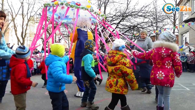 Кукла Беби Борн и Девочка Ника. Видео для детей. Праздник Масленицы. Baby Born Doll. Tiki Taki Nika