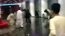 Shameless Pakistani Peoples Fighting In Dubai Mall