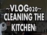 Vlogmas: CLEANING THE KITCHEN! - VLOGS! (Vlog020)