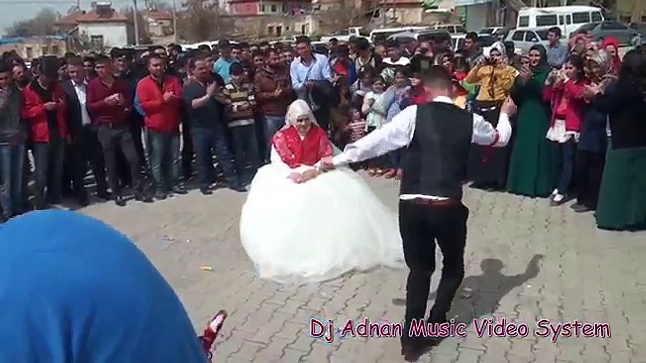 müthiş Gelin Damat Oyunu