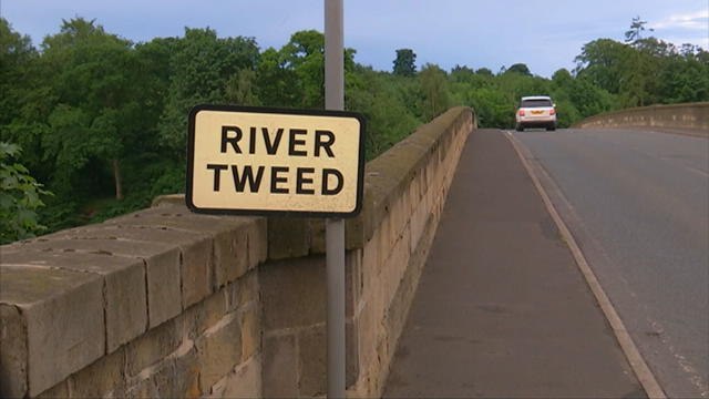 A la frontière entre l'Ecosse et l'Angleterre : Je me sens Européen. Enfin, Écossais d'abord, Européen ensuite - Le 25/06/2016 à 18h00