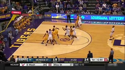 Ben Simmons & Lebron James Cross Court Passing