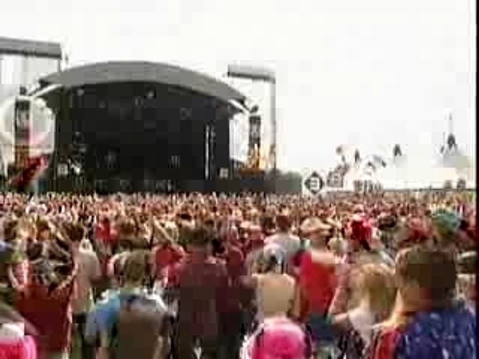 Black Eyed Peas  Where is the Love (Live at Pinkpop 2004)