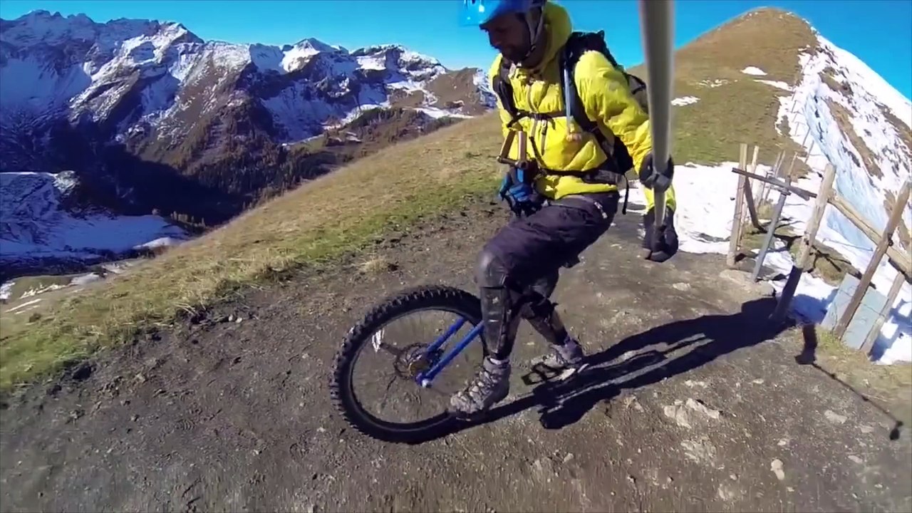 TOP THREE DON’T LOOK DOWN - EXTREME HEIGHTS   PEOPLE ARE AWESOME