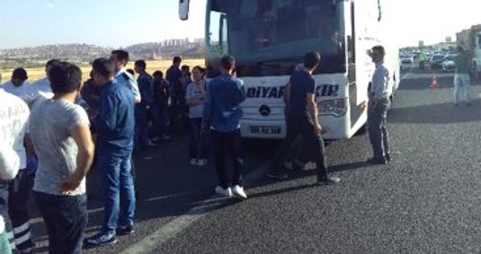 Diyarbakır Otobüsüne Ateş Açan Saldırganla Çatışma Anlara Kameraya Yansıdı