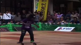 Freestyle Skateboard Champ Kid Has Insane Moves!- copypasteads.com