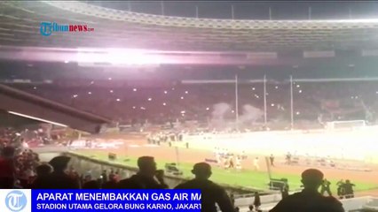The Jakmania Rush, the Match Persija Jakarta vs Sriwijaya FC Stopped