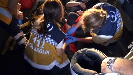 U DÖNÜŞÜ YAPAN SÜRÜCÜ KAZAYA SEBEBİYET VERDİ; 1 YARALI