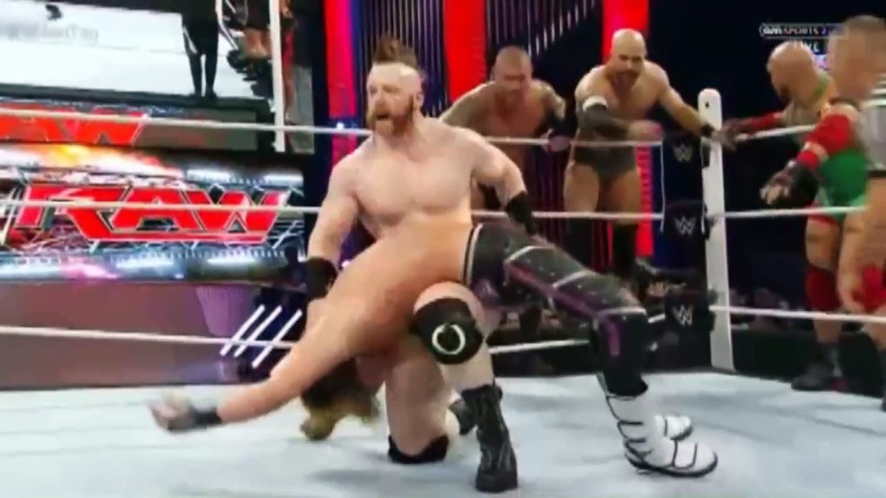 WE RAW Aug 24 2015 - Ryback, Orton, Ziggler & Cesaro vs Kevin Owens, Rusev, Sheamus & Big Show