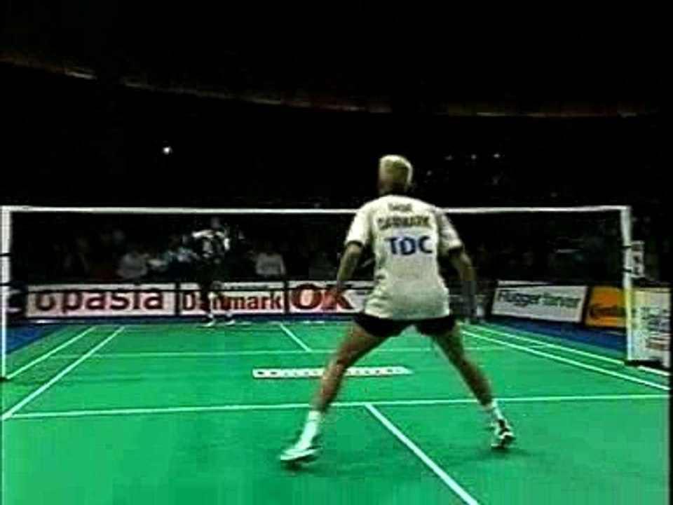 Chơi tennis