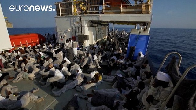 Врачи без границ доставили в Италию еще 600 мигрантов