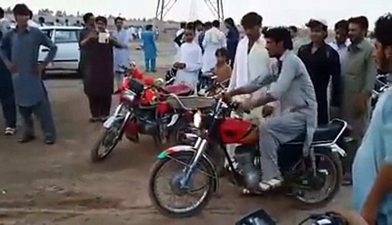 Bike Wheeling Show 2016 - Pakistani Bike Wheelers