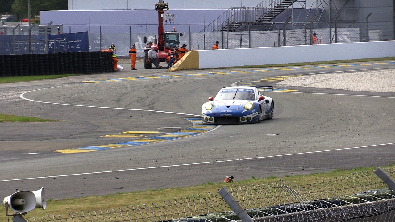 24 heures du mans 2016  porsche#78 et corvette c7#57