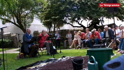 Quimper. Pôle Max-Jacob : artistes et jardiniers en harmonie