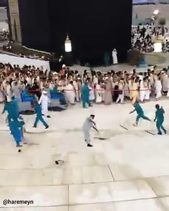 cleaning  khana kaaba
