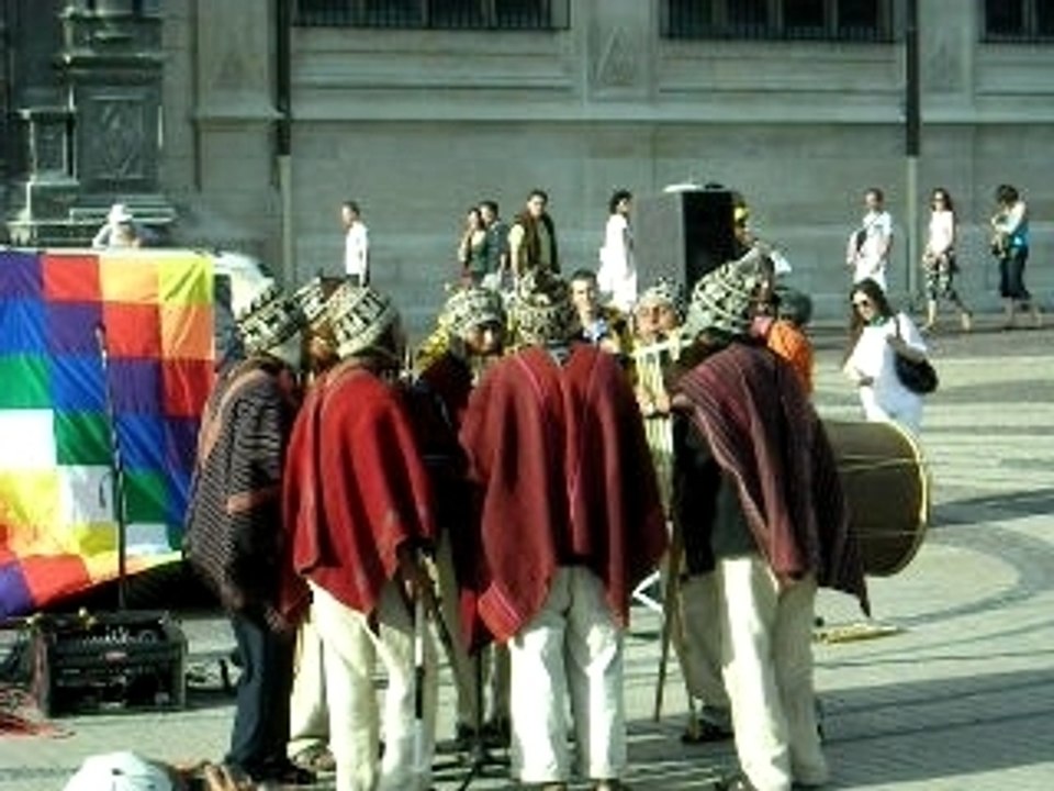 EUROPELATINA grandes flûtes de pan bolivie Vidéo Dailymotion