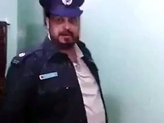 Amjad Sabri singing yeh andha kanoon hai