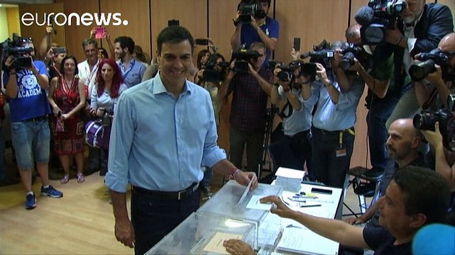 Espanhóis regressam às urnas para ultrapassarem impasse governativo