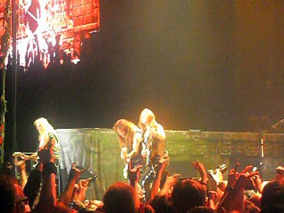 Iron Maiden - Speed of light (Kaunas '16)