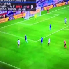 2-0!!!!!! @Mario_Gomez doubles GER  EURO2016 GERSVK 2-0 besiktas