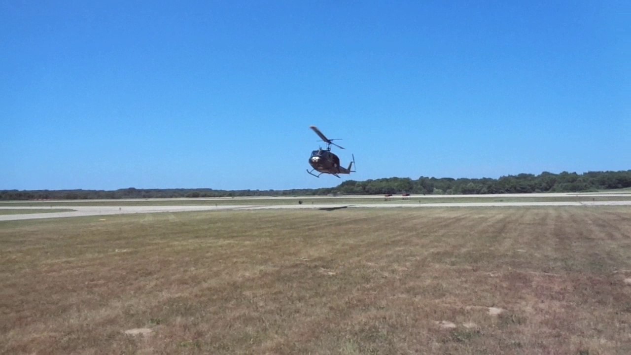 Huey arrival with passengers 2016