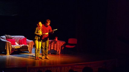 TİYATRO GÖSTERİSİ -ON DAKİKA ARA