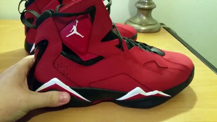 Jordan True Flight VS Air Jordan 7 Shoe Comparison Review With DJ Delz