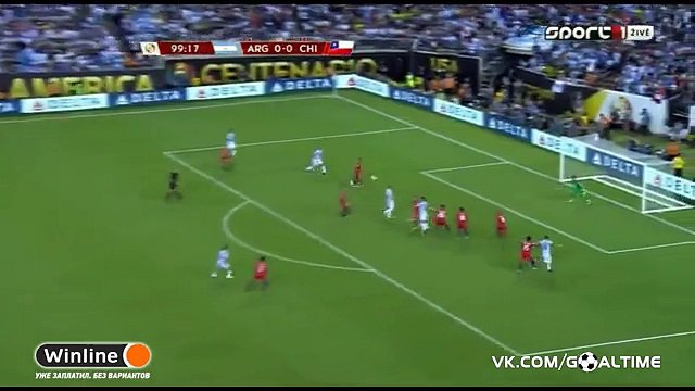 Claudio Bravo Amazing Save HD - Argentina vs Chile 26.06.2016 HD