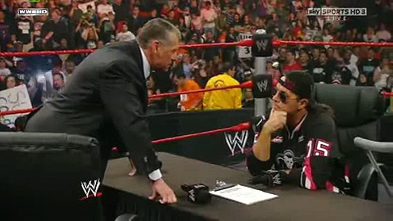 Stone Cold Steve Austin AWESOME Scene Between Bret Hart and Mr McMahons! WWE RAW 15-03-2010