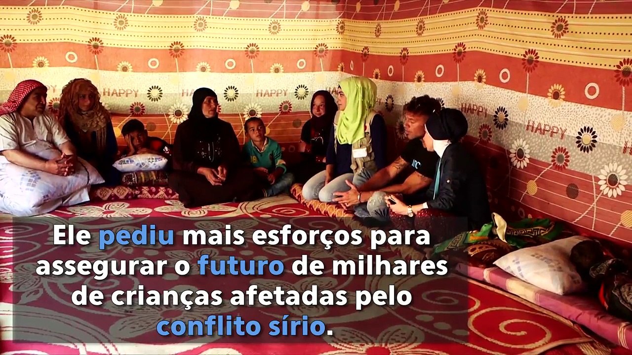 Ricky Martin pede proteção ao futuro de milhões de crianças sírias refugiadas