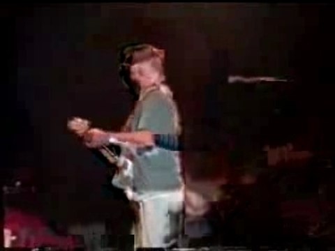 Eric Clapton: Groaning The Blues