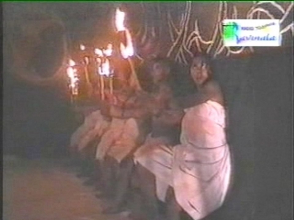 Olombelo-Ricky & Rary - Tsy mety milaza