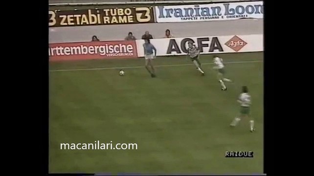 22.11.1989 - 1989-1990 UEFA Cup 3rd Round 1st Leg SSC Napoli 2-3 SV Werder Bremen