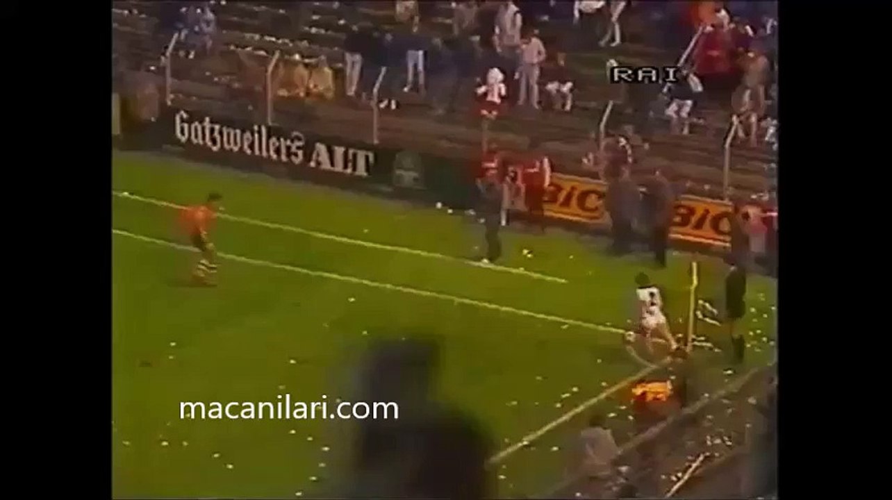 06.11.1985 - 1985-1986 UEFA Cup 2nd Round 2nd Leg Borussia Mönchengladbach 5-1 Sparta Rotterdam