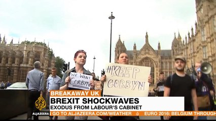 Brexit triggers resignations from Labour's cabinet