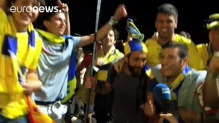 Reacciones ciudadanas frente a la sede del PP