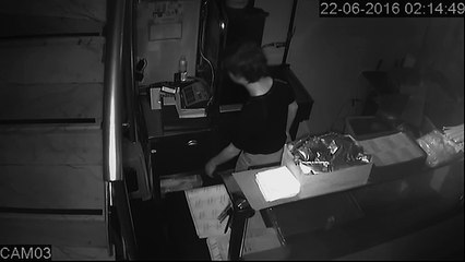 www ereglionder com tr eregli hirsizlik ani guvenlik kamerasina yansidi