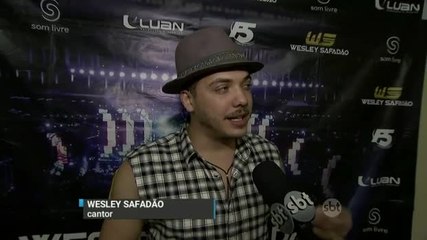 Wesley Safadão agita maior São João do planeta