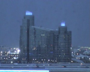 Asha Bhosle chante "Aankhon Se Jo Utri Hai Dil Mein" (2011), un clip de Gérard Courant