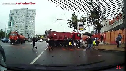 Car Crash Compilation - Accidents July 2015 episode #74 HD