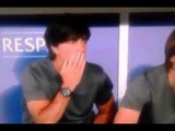 Joachim Low Sniffs his hand Again after touching his Armpits XD