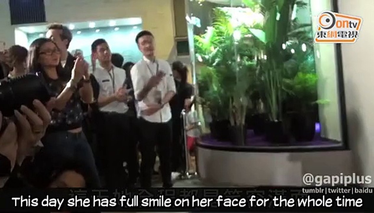 [Eng Sub] 160623 Song Ji Hyo attends eyeglasses brand event