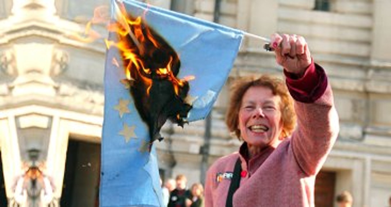 İngiltere'de İşe Alımlar Durabilir